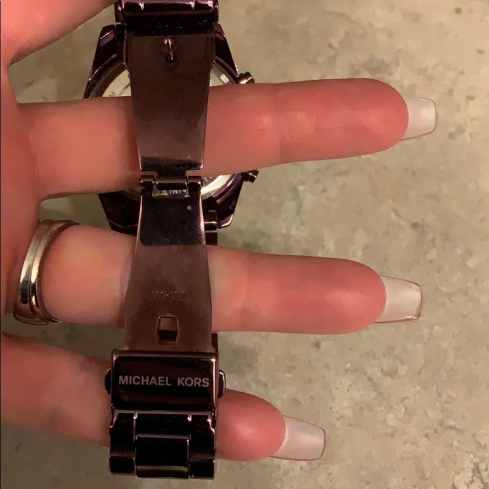 Michael Kors Watch - Picture 3 of 4